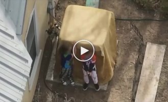 Поліцейські знешкодили дітей із зарядженим пістолетом