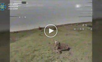 The occupier tried to shoot down a Ukrainian fpv drone with a radio