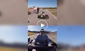 Парни устроили гонки на картах с видом от третьего лица