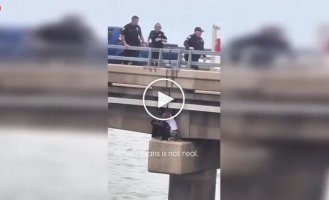 Побег «в стиле GTA»: преступник попытался скрыться под мостом