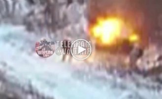 Ukrainian FPV drones attack Russian infantry in the Bakhmut direction