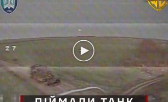 Fighters of the 414th Separate Assault Brigade burned two tanks of the occupiers with drones