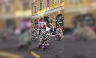 В Хорватии отмечают карнавал в необычных костюмах