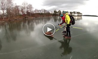 Спасение рядового хрюши на замершем озере