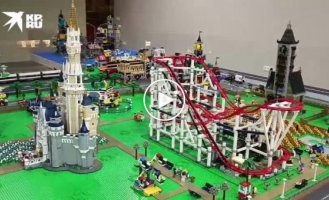 В Подмосковье коллекционер построил город из Lego размером с двухкомнатную квартиру