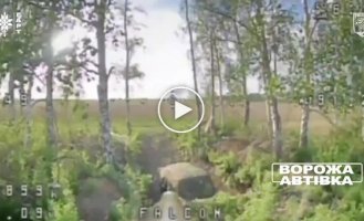 Наши защитники выследили и атаковали орудия Д-30, наблюдательные пункты и огневые позиции оккупантов