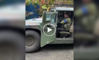 HMMWV of the Ukrainian military after the arrival of a Russian FPV drone