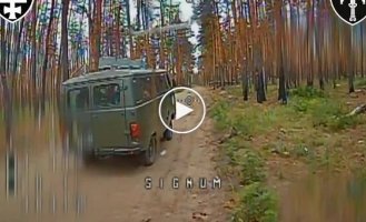 Soldiers of the 53rd Separate Assault Brigade attack enemy vehicles equipped with electronic warfare systems in the Liman direction