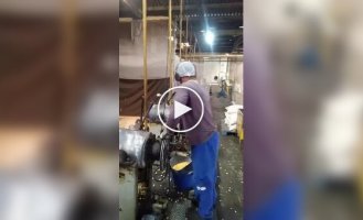 Полукустарное производство попкорна