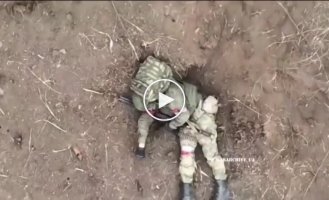 Footage of destroyed Russian infantry and equipment near a landfill near Avdeevka