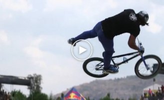 Лучшее из трюков на BMX Red Bull