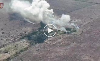 Ukrainian paratroopers repulse a Russian attack in the Marinka area of the Donetsk region