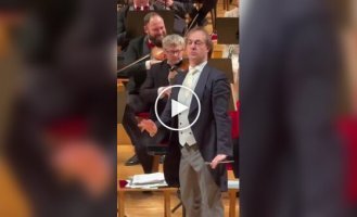 Диригент з гумором