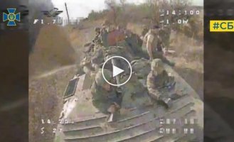 Ukrainian FPV drones attack Russian armored vehicles and infantry in the Avdeevsky direction