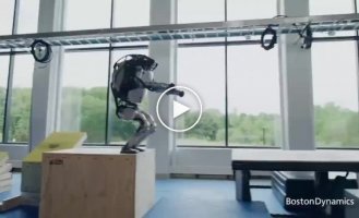 Роботы Boston Dynamics стали паркуристами