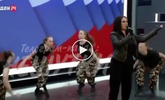 Propaganda that is brainwashed by russians in russia. Part 38