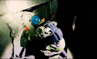 Враг нанес авиаудар по Торецку, один человек погиб, двое спасены из-под завалов