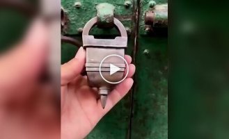 Старинный замок с секретом