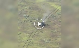 Russian infantry fighting vehicle trusted the previous column and ran into a surprise