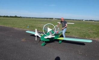 Самый маленький двухмоторный самолет