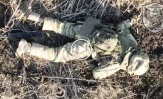 Ukrainian drones drop FOGs on Russian military personnel in the Bakhmut direction