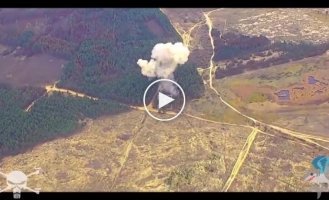 The air defense systems and self-propelled guns of the Russian occupiers were destroyed by a HIMARS MLRS missile