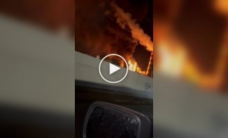 Роснефть-Туапсинский НПЗ горит после попадания дрона
