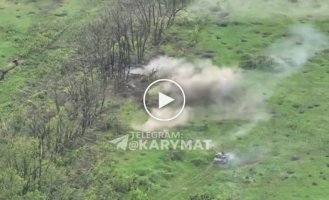 Eastern Front - Ukrainian tank T-64BV approaching the position