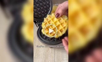 Potatoes and waffle iron: Unexpected duet in the kitchen