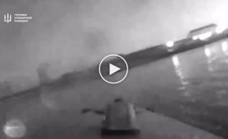 GUR special forces used a naval drone to destroy a high-speed enemy boat in Crimea