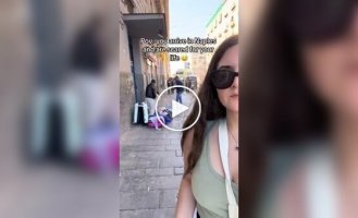 Девушка показала обстановку в одном из некогда красивейших городов Европы — Неаполе