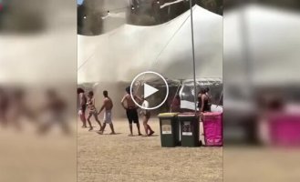 Человек против стихии: смешная схватка со смерчем