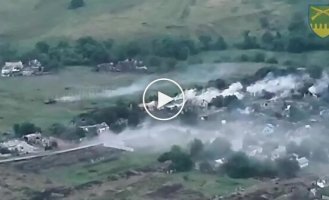 Ukrainian BTR-4E destroys enemy positions near Kharkov