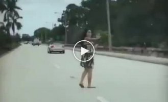 The girl helped unusual pedestrians get to the other side