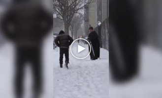 Як хлопці заводять нових друзів