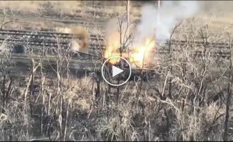 Ukrainian soldiers using drones finish off two enemy T-72B3M tanks in the Avdiivka direction