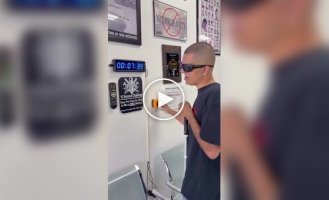 Десять секунд на бесплатную стрижку