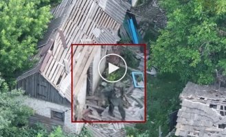 Дрони ліквідували окупанта, який необачно залишив укриття