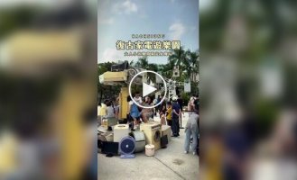 Необычный парк аттракционов на Тайване