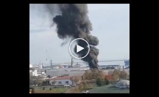 A selection of videos of rocket attacks, shelling in Ukraine. Issue 72