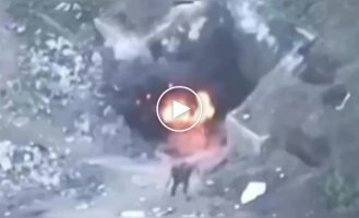 Unsuccessful attempt by the Russian military to shoot down a Ukrainian FPV drone in the Bakhmut direction