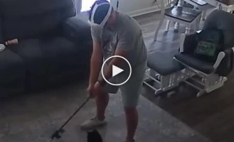 A guy played in VR glasses, but something went wrong