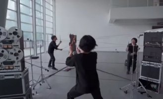 The Japanese created the "magnetic punk" genre (1 photo + 3 videos)