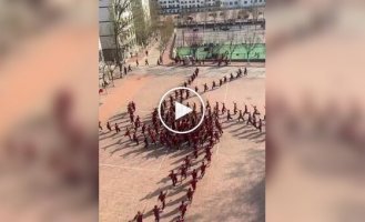 Тренування в китайській школі бойових мистецтв