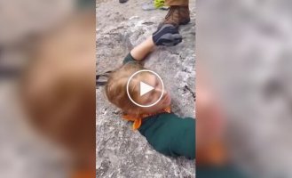 Зачем люди добровольно лезут в узкие пещеры