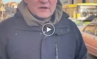 Мэр Львова Андрей Садовой призывает украинцев, которые эвакуировались в город на своих авто