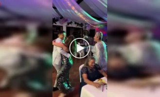 Когда мечта о танце с певицей рушится за несколько секунд