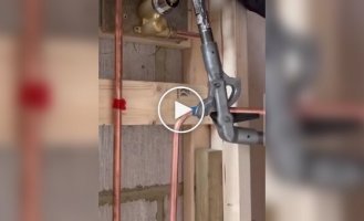 Copper pipe tool