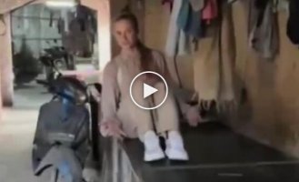 В Индии сдают спальные места прямо на улице