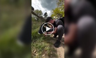 Макрофотограф та його моделі